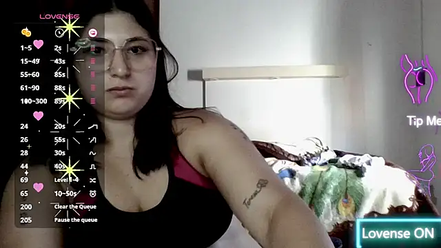 Snapshot of imsohornydacom chatting on 02/19/25, 07:16 imsohornydacom online show from 02/19/25, 07:16