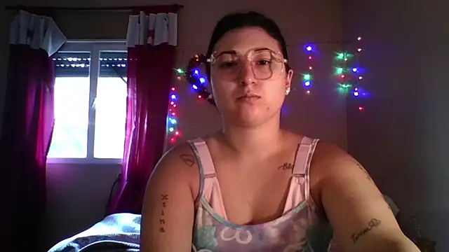 Snapshot of imsohornydacom chatting on 02/03/26, 05:40 imsohornydacom online show from 02/03/26, 05:40