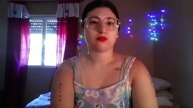 Snapshot of imsohornydacom chatting on 02/08/26, 06:44 imsohornydacom online show from 02/08/26, 06:44