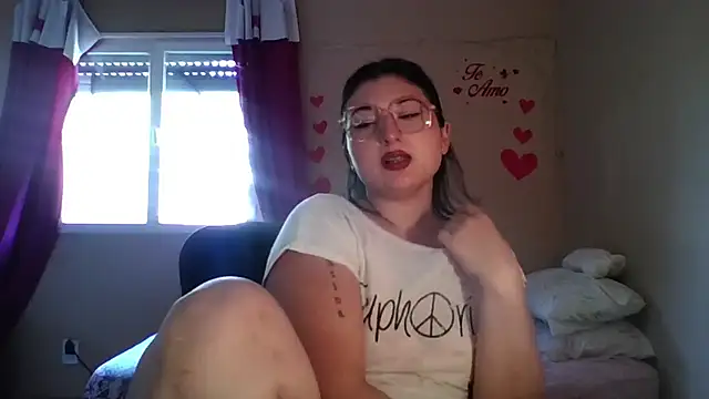 Snapshot of imsohornydacom chatting on 02/24/26, 05:55 imsohornydacom online show from 02/24/26, 05:55