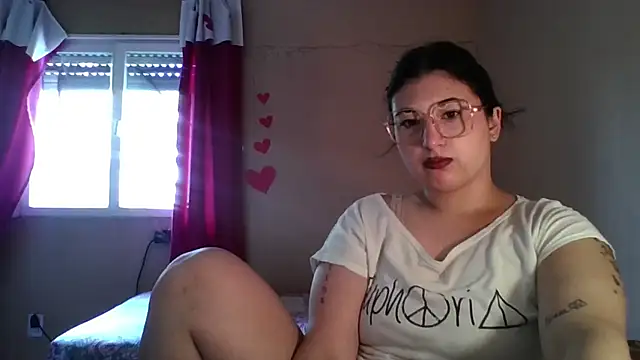 Snapshot of imsohornydacom chatting on 02/25/26, 03:54 imsohornydacom online show from 02/25/26, 03:54