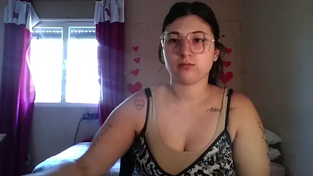 Snapshot of imsohornydacom chatting on 02/28/26, 05:58 imsohornydacom online show from 02/28/26, 05:58