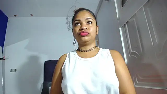 Squirter pussybomb online show from 12/04/25, 05:50