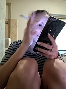 Snapshot of Perversdemlni chatting on 11/09/25, 10:24 Perversdemlni online show from 11/09/25, 10:24