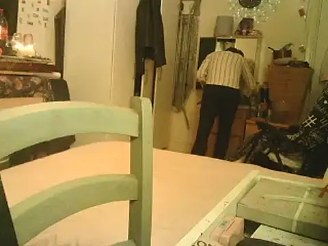 Snapshot of DaddyQuimHot chatting on 12/16/24, 04:13 DaddyQuimHot online show from 12/16/24, 04:13