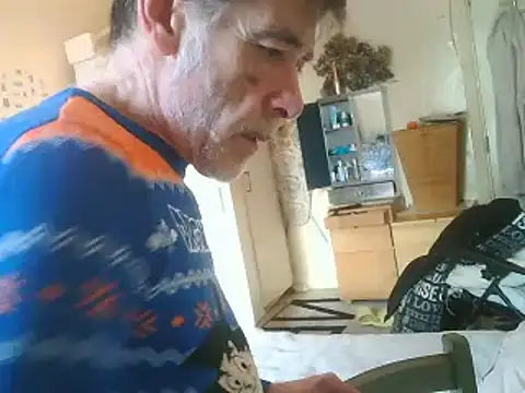 Snapshot of DaddyQuimHot chatting on 02/06/25, 04:03 DaddyQuimHot online show from 02/06/25, 04:03