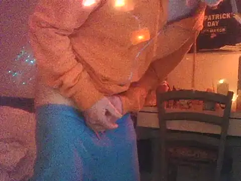 Snapshot of DaddyQuimHot chatting on 03/20/25, 05:46 DaddyQuimHot online show from 03/20/25, 05:46