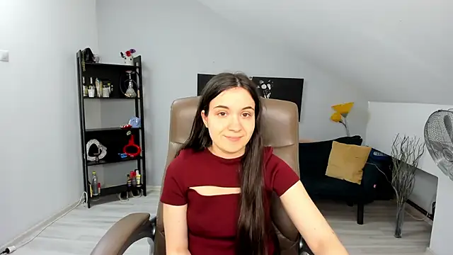 Snapshot of MelissaWiliam chatting on 02/06/25, 11:43 MelissaWiliam online show from 02/06/25, 11:43