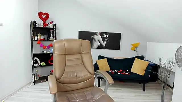 Snapshot of MelissaWiliam chatting on 02/12/25, 03:05 MelissaWiliam online show from 02/12/25, 03:05