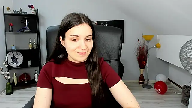 Snapshot of MelissaWiliam chatting on 03/13/25, 03:39 MelissaWiliam online show from 03/13/25, 03:39