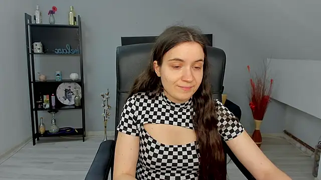 Snapshot of MelissaWiliam chatting on 03/03/26, 12:00 MelissaWiliam online show from 03/03/26, 12:00
