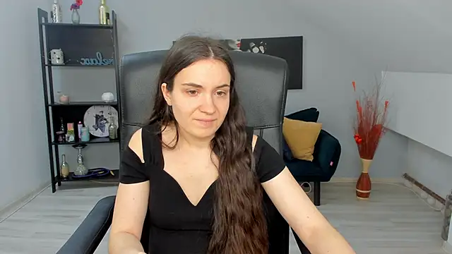 Snapshot of MelissaWiliam chatting on 03/11/26, 12:00 MelissaWiliam online show from 03/11/26, 12:00