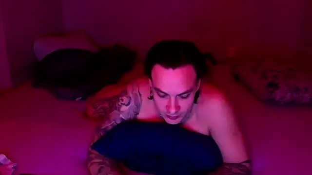 baphomet from ice online show from 11/19/25, 02:50