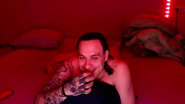 baphomet from ice online show from 04/24/26, 07:05