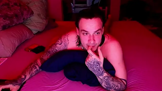 baphomet from ice online show from 04/25/26, 01:14