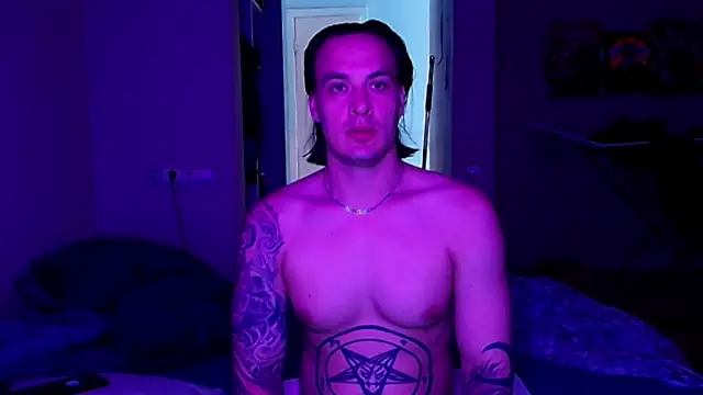 Snapshot of baphomet_from_ice chatting on 07/12/26, 09:11 baphomet from ice online show from 07/12/26, 09:11