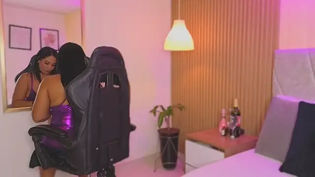 Dakota diaz  online show from 02/01/26, 07:45