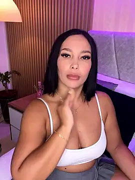 Dakota diaz  online show from 02/03/26, 07:41