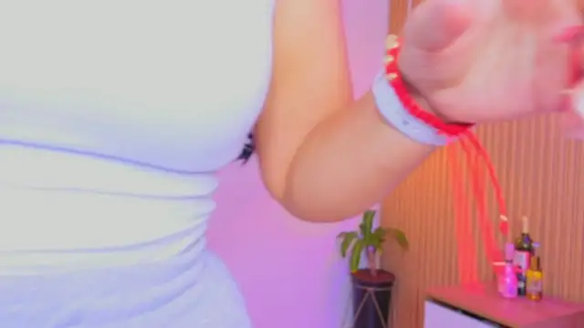 Dakota diaz  online show from 04/19/26, 07:38