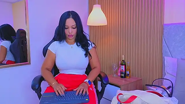 Dakota diaz  online show from 04/29/26, 07:31