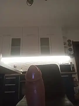 Snapshot of HMILF69 chatting on 10/29/25, 08:32 HMILF69 online show from 10/29/25, 08:32