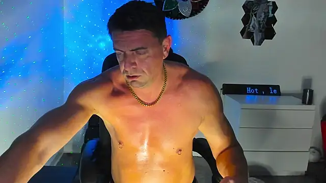 petr37pol online show from 05/13/26, 08:27