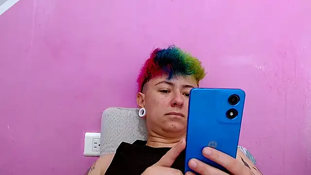 tomboyblue online show from 10/03/25, 01:41