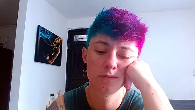 tomboyblue online show from 05/21/26, 06:04