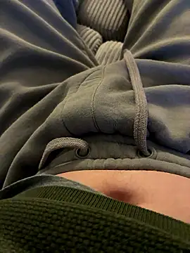 Snapshot of DurableFog chatting on 02/09/26, 04:22 DurableFog online show from 02/09/26, 04:22