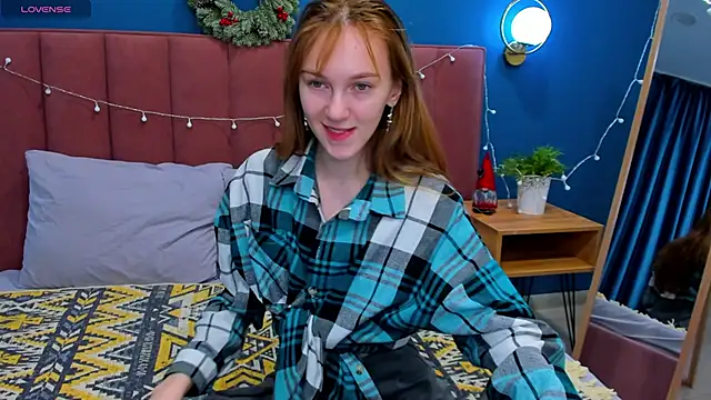 Snapshot of VanillaKelly chatting on 12/24/24, 03:49 VanillaKelly online show from 12/24/24, 03:49