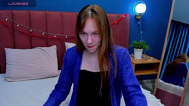 Snapshot of VanillaKelly chatting on 02/11/25, 12:38 VanillaKelly online show from 02/11/25, 12:38