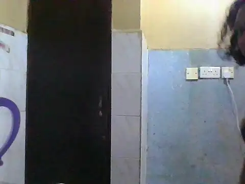 Snapshot of sexy_vivvy chatting on 03/09/25, 03:54 sexy vivvy online show from 03/09/25, 03:54