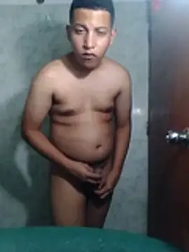 Fuenmayor40 online show from 12/19/25, 07:04