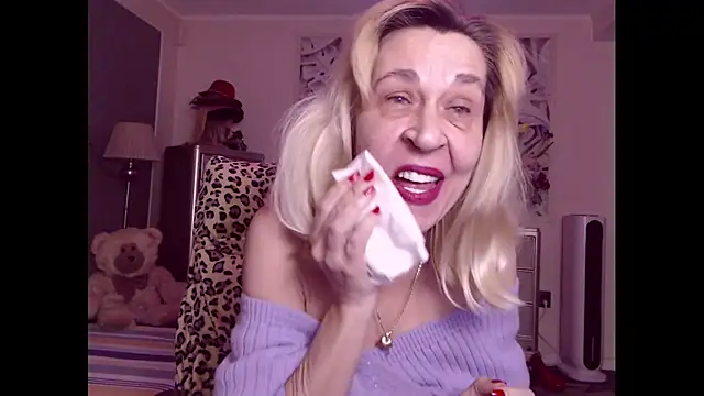 HornyMilf 555 online show from 12/22/25, 02:47