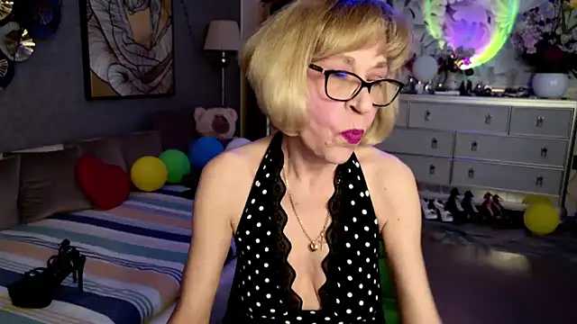 HornyMilf 555 online show from 04/28/26, 01:05
