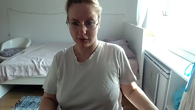 MariaValentine online show from 03/21/26, 07:02