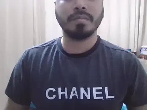 Snapshot of desiboyasif chatting on 02/27/25, 05:04 desiboyasif online show from 02/27/25, 05:04