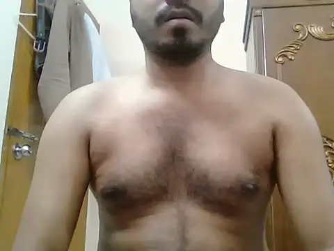 Snapshot of desiboyasif chatting on 09/13/25, 07:57 desiboyasif online show from 09/13/25, 07:57