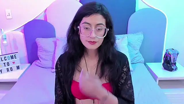 SophieGomez22 online show from 02/16/25, 05:37