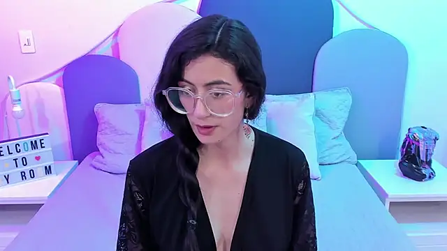 SophieGomez22 online show from 02/19/25, 11:17