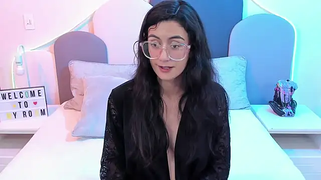 SophieGomez22 online show from 03/03/25, 11:22