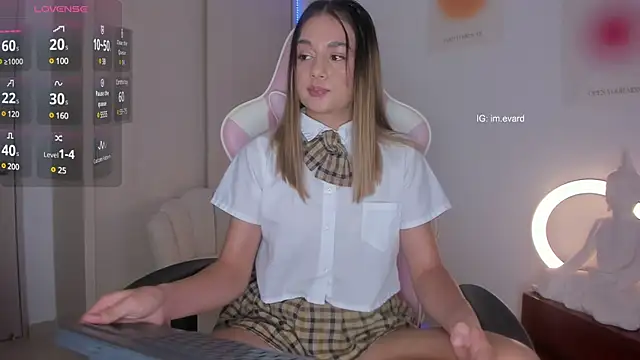 LittleSofia  online show from 01/31/25, 08:12