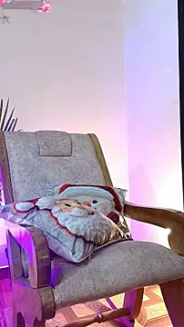 Snapshot of PaoL22 chatting on 11/29/25, 02:14 PaoL22 online show from 11/29/25, 02:14