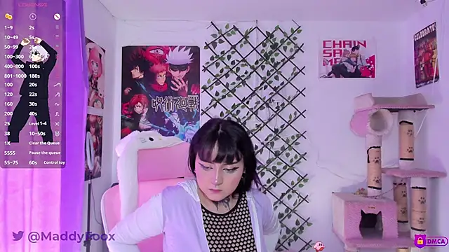 Snapshot of MaddyFooxx chatting on 04/30/26, 10:03 MaddyFooxx online show from 04/30/26, 10:03