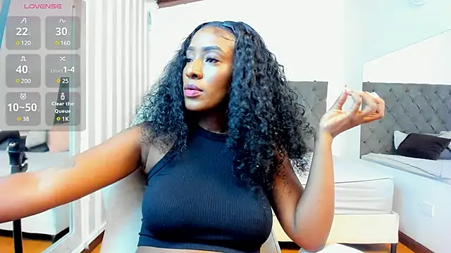 rebeca cortez  online show from 03/10/25, 01:45