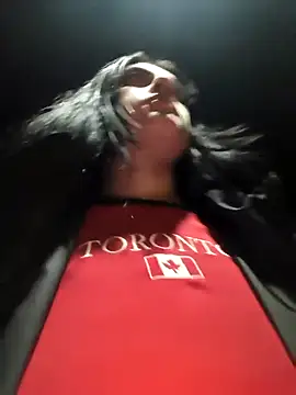 Snapshot of Mazikeen-- chatting on 10/30/25, 11:27 Mazikeen-- online show from 10/30/25, 11:27