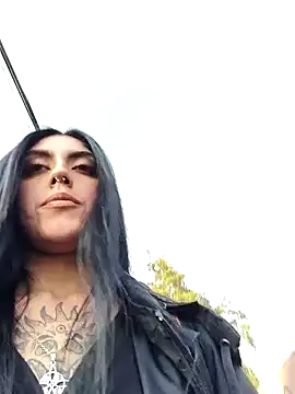 Snapshot of Mazikeen-- chatting on 11/07/25, 09:48 Mazikeen-- online show from 11/07/25, 09:48