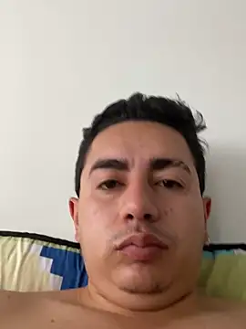 Snapshot of DanielGomez9 chatting on 03/02/25, 03:37 DanielGomez9 online show from 03/02/25, 03:37