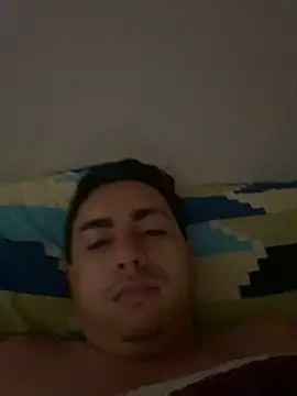 Snapshot of DanielGomez9 chatting on 03/07/25, 01:18 DanielGomez9 online show from 03/07/25, 01:18