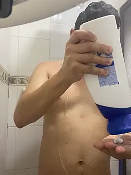 Snapshot of DanielGomez9 chatting on 03/11/25, 12:06 DanielGomez9 online show from 03/11/25, 12:06